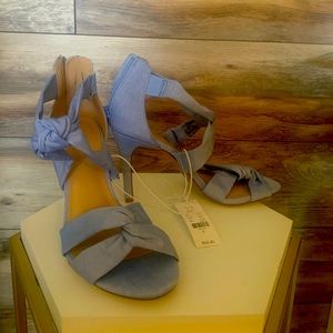 New Light Blue Denim Heels Size: 6